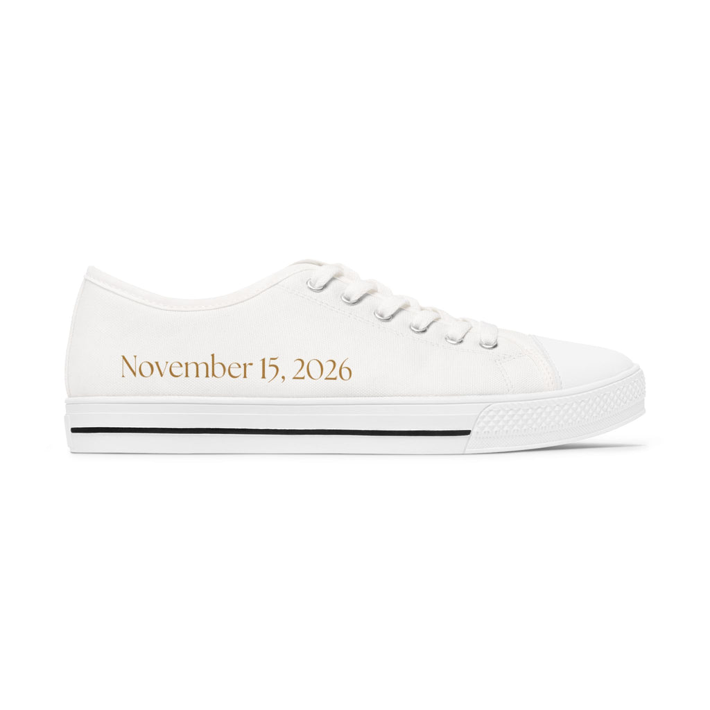 Just Married crown design Women's Low Top Sneakers | customizable wedding date - Gold