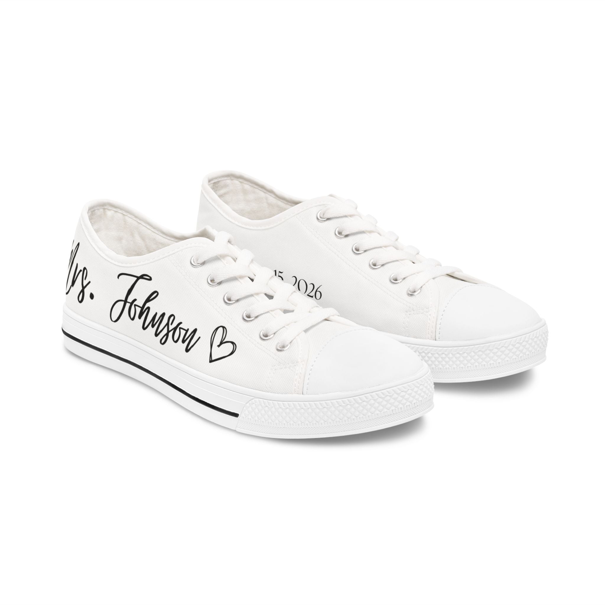 Mrs. Johnson heart design Women's Low Top Sneakers | customizable name and wedding date - Black