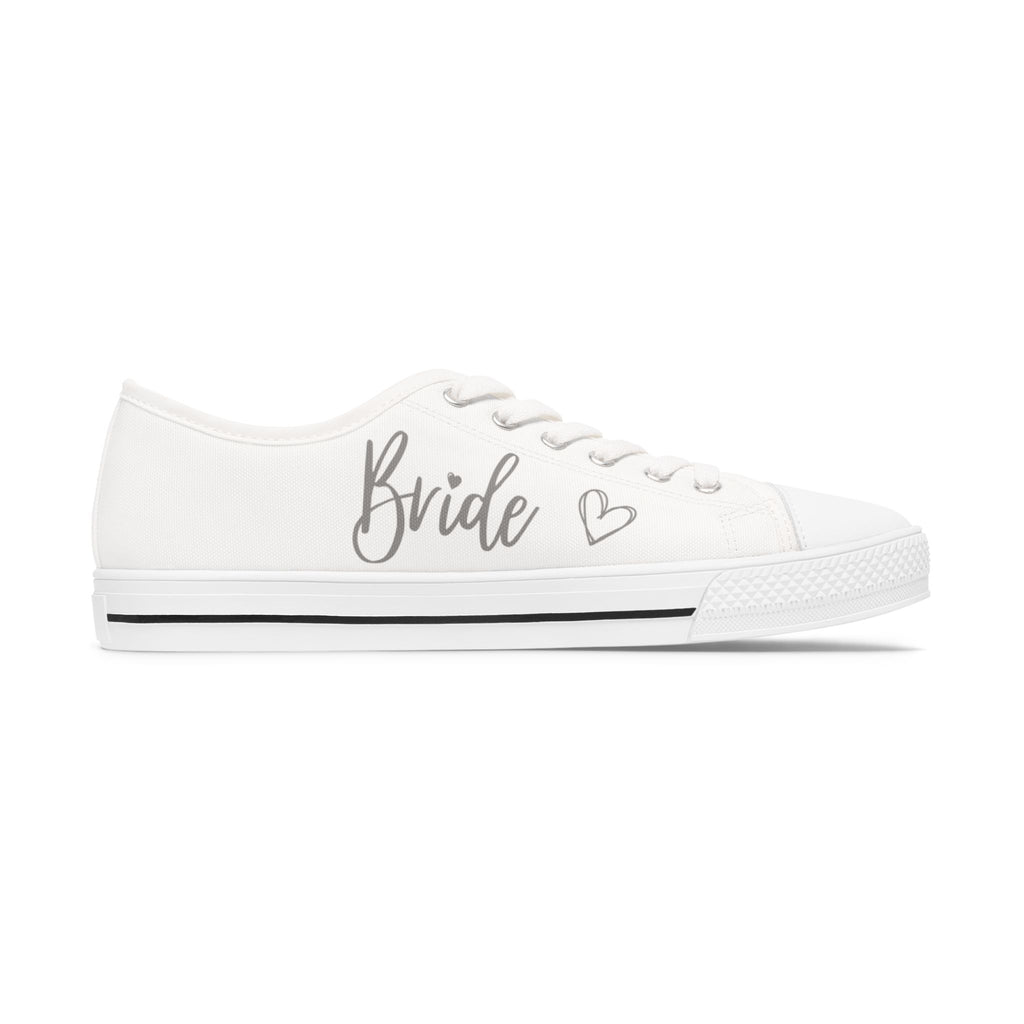 Bride heart design Women's Low Top Sneakers | customizable wedding date - Silver