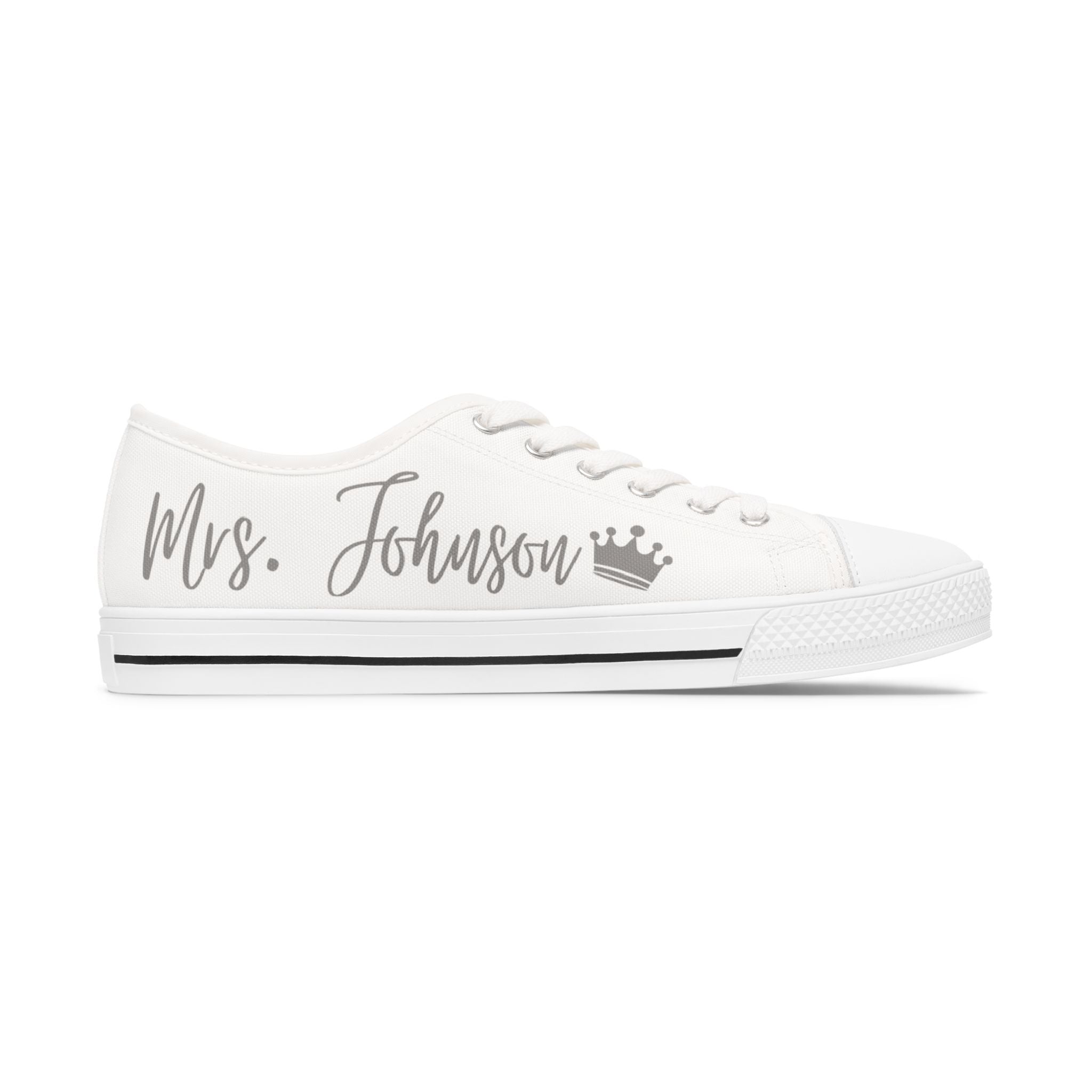 Mrs. Johnson crown design Women's Low Top Sneakers | customizable name and wedding date - Silver