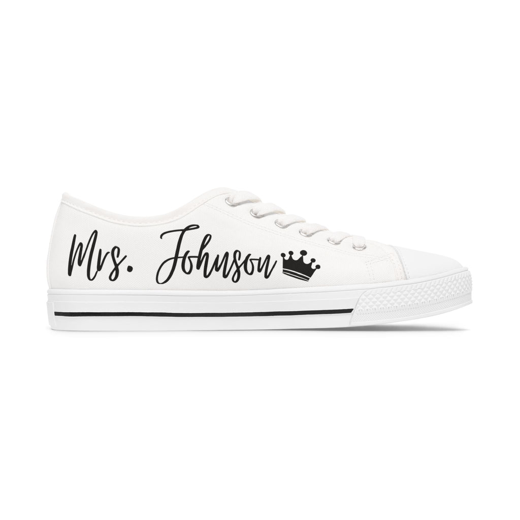 Mrs. Johnson crown design Women's Low Top Sneakers | customizable name and wedding date - Black