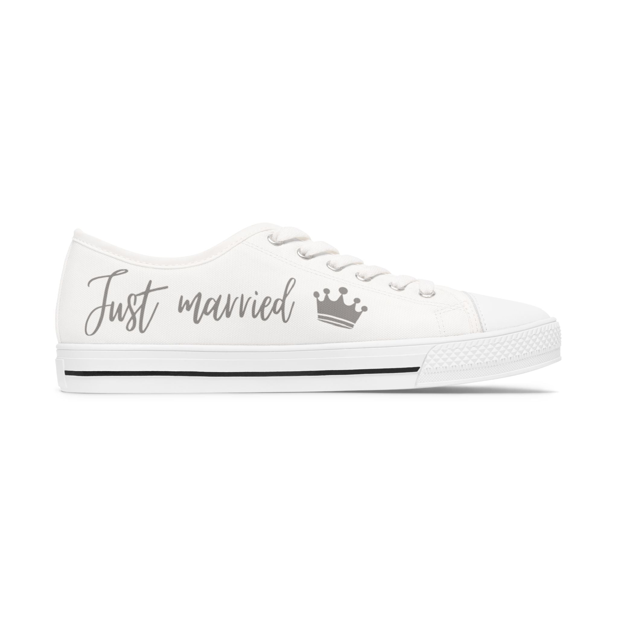 Just Married crown design Women's Low Top Sneakers | customizable wedding date - Silver