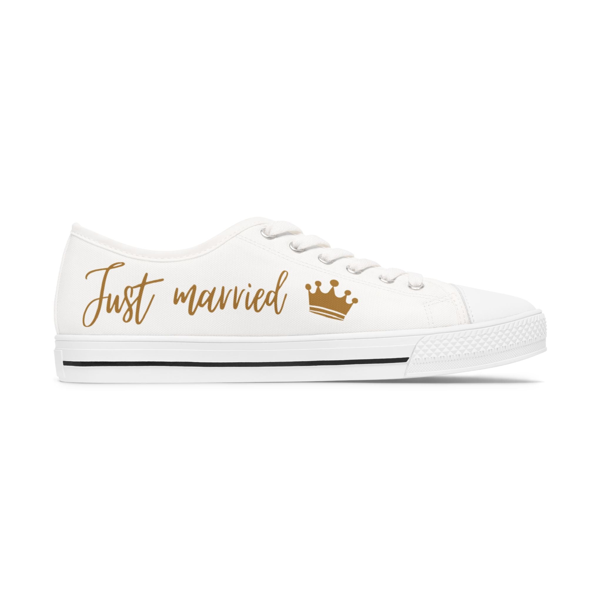Just Married crown design Women's Low Top Sneakers | customizable wedding date - Gold